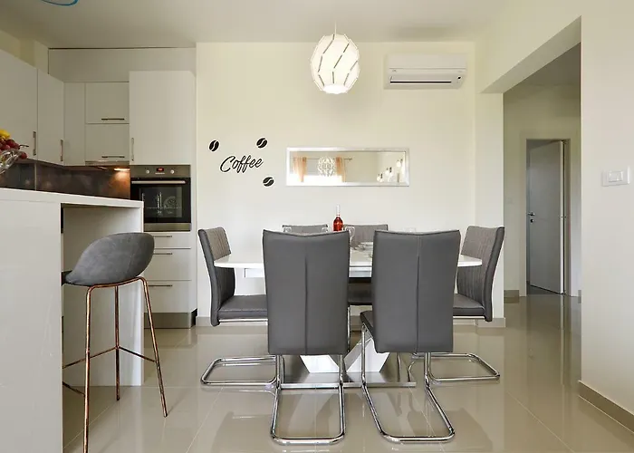 Апартаменты Sunshine Трогир